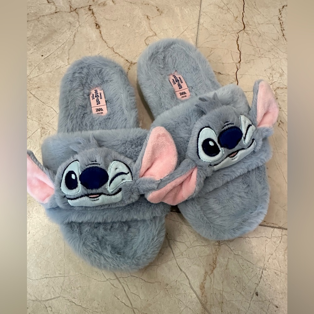 Zara X Disney Lilo & Stitch Slipper Slides Kids 34/35 US 3-3.5 Kids GUC